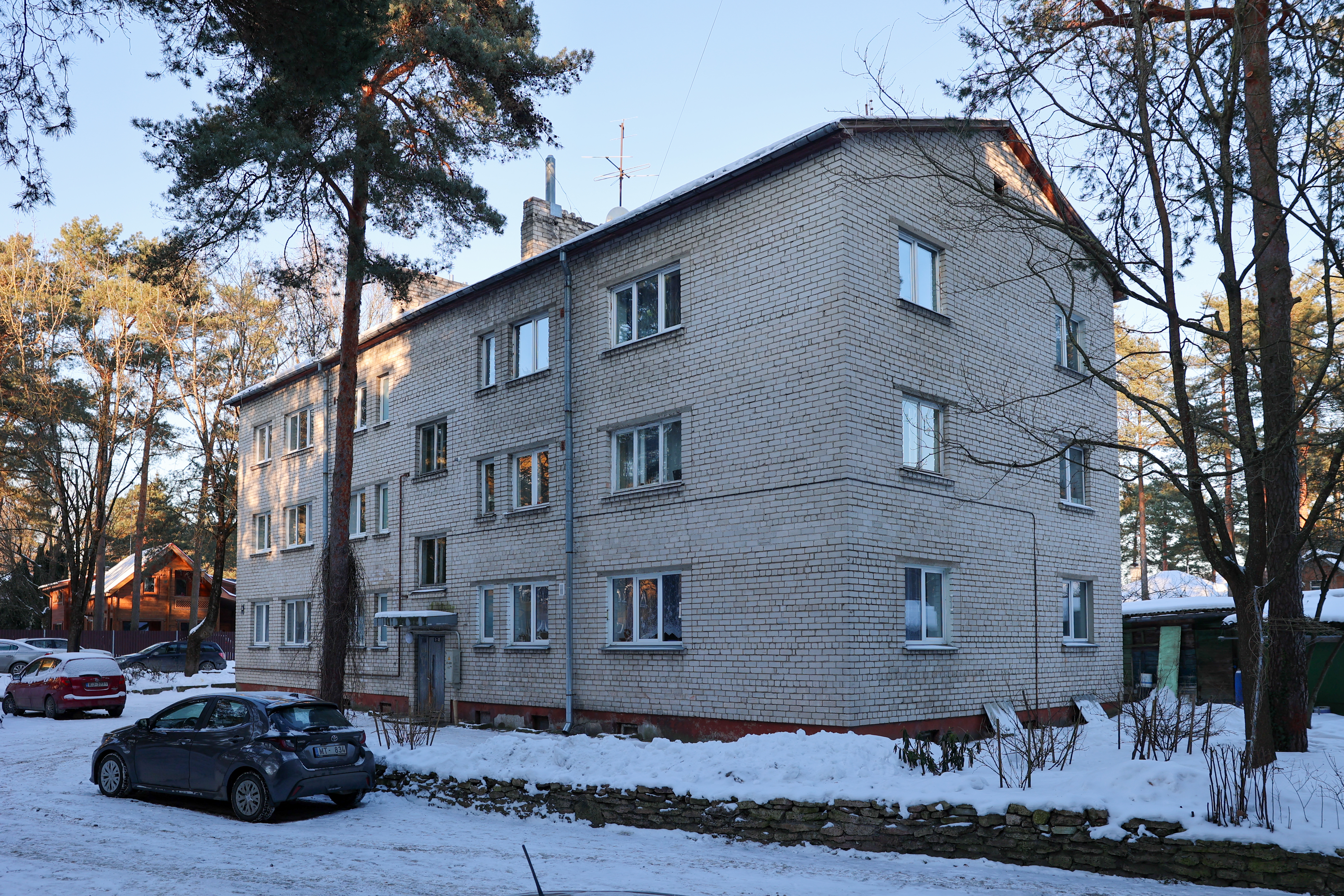 Uzsākta nama Jumiķu ielā 6 renovācija