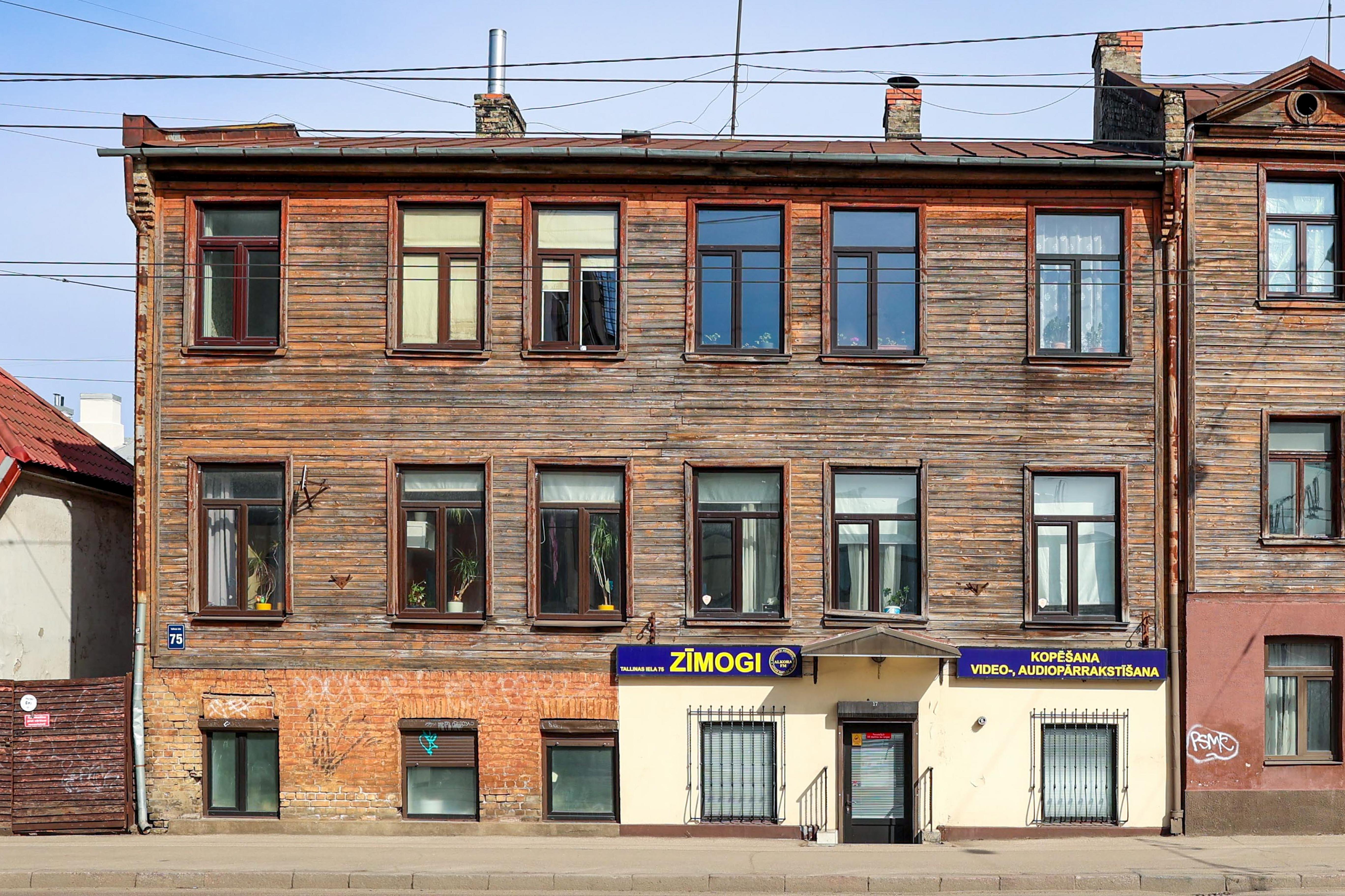 Tallinas ielas 75 ēka pirms fasādes atjaunošanas